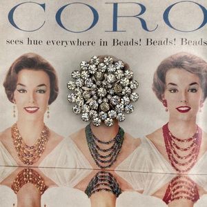 Vintage 1950 coro‎ round rhinestone brooch